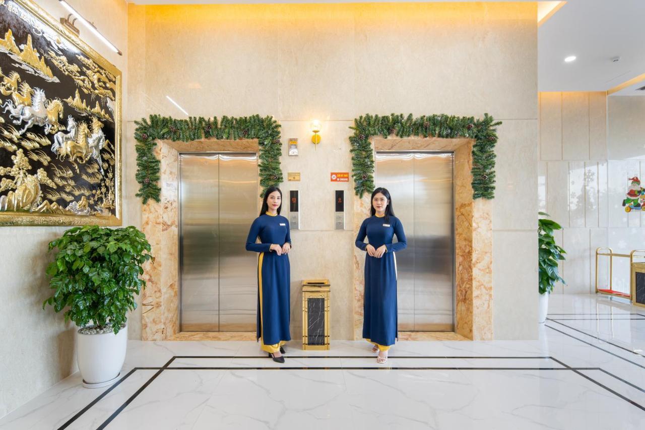 דה נאנג Avenis Hotel מראה חיצוני תמונה